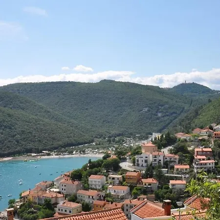 In With 2bdr Close Maslinica Beach, 06 Rabac